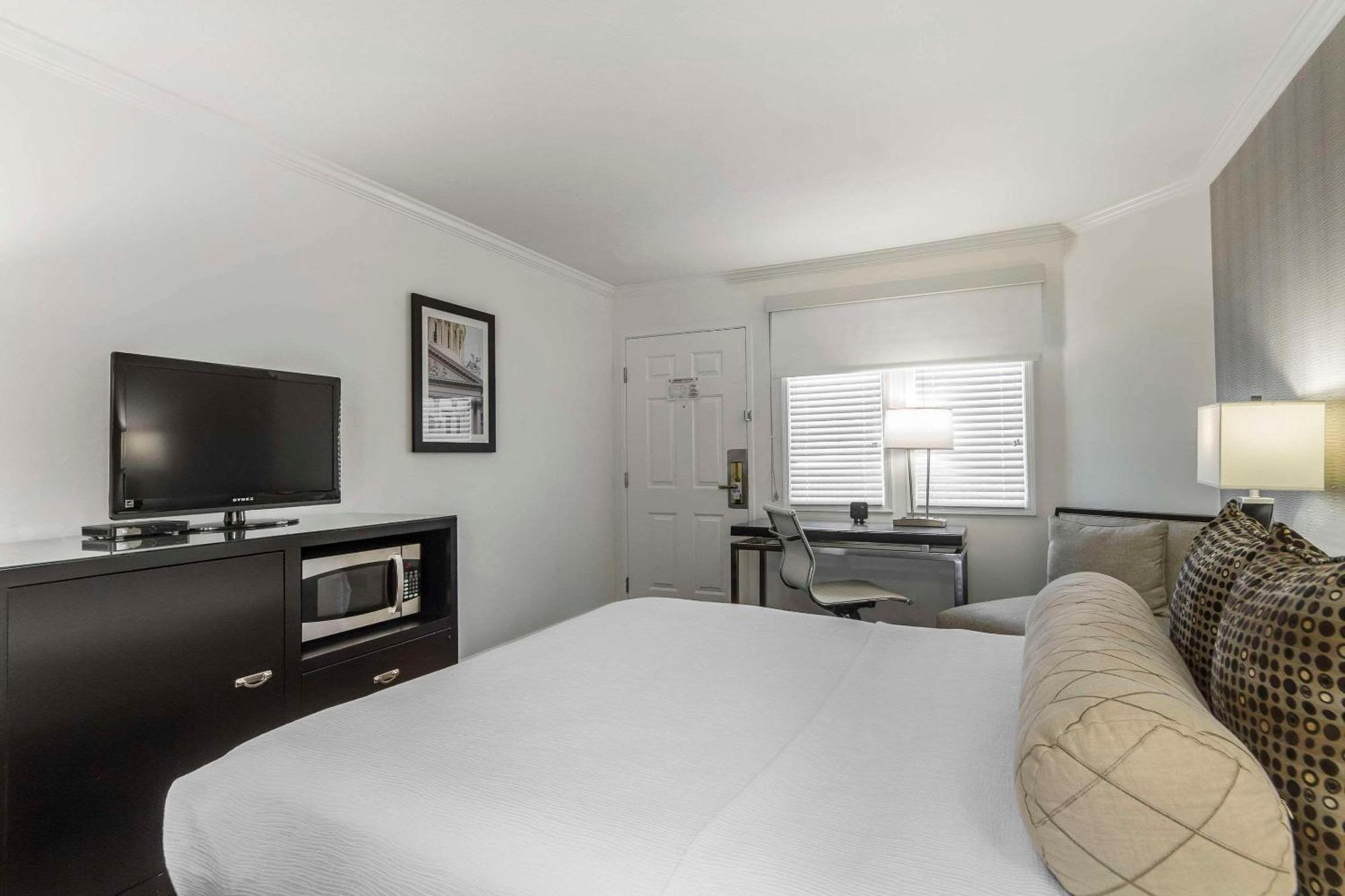 Inn Off Capitol Park, Ascend Hotel Collection Sacramento Bagian luar foto